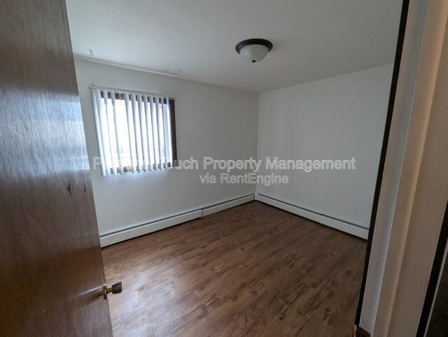 Building Photo - 541 2nd St N