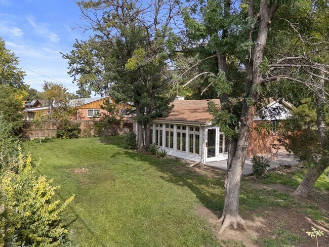 Building Photo - Charming 3BR, 2,200 Sq Ft SFR in Broomfield