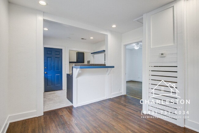 Building Photo - 2607 Madden Dr