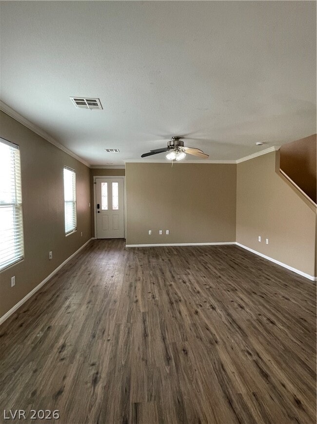 Building Photo - 3590 Laguna Veneta Ave