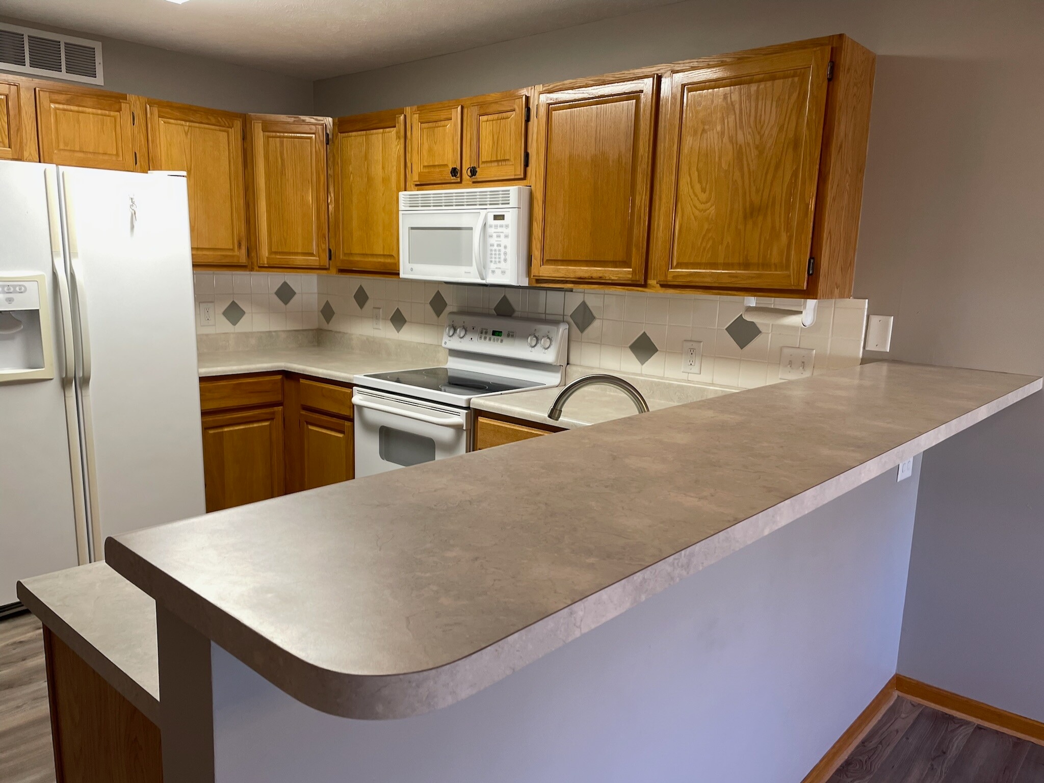 Building Photo - 6705 Milan Dr