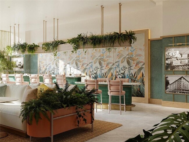 Building Photo - 77 SE 5th St