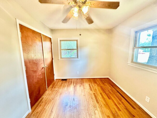 Building Photo - 1644 Nicholson Ave