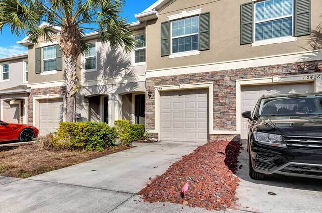 Building Photo - 10424 Red Carpet Ct