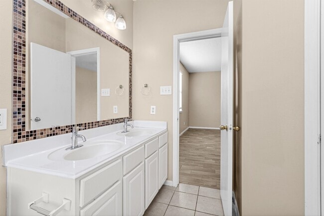Building Photo - 3903 Teal Vista Ct