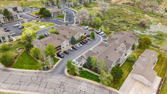 Building Photo - Two Bedroom Apartment in Rifle