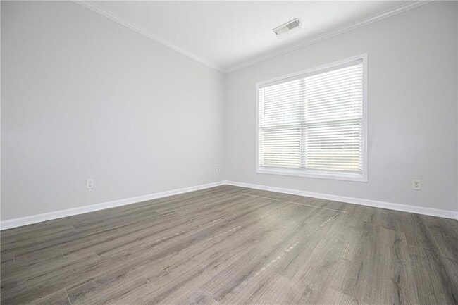 Building Photo - 5955 Weddington Dr