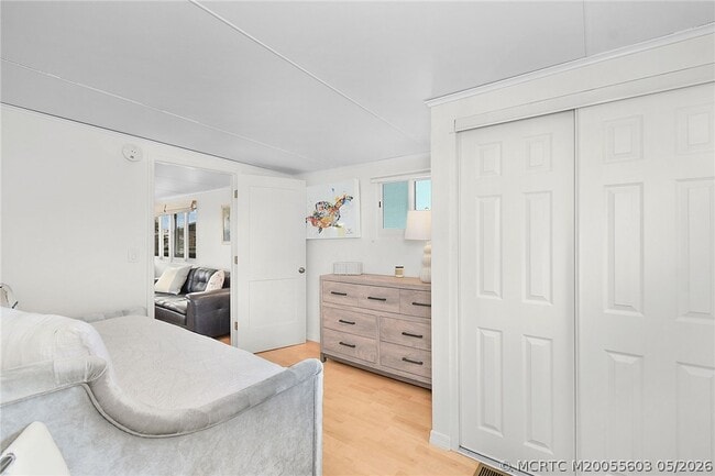 Building Photo - 10725 S Ocean Dr