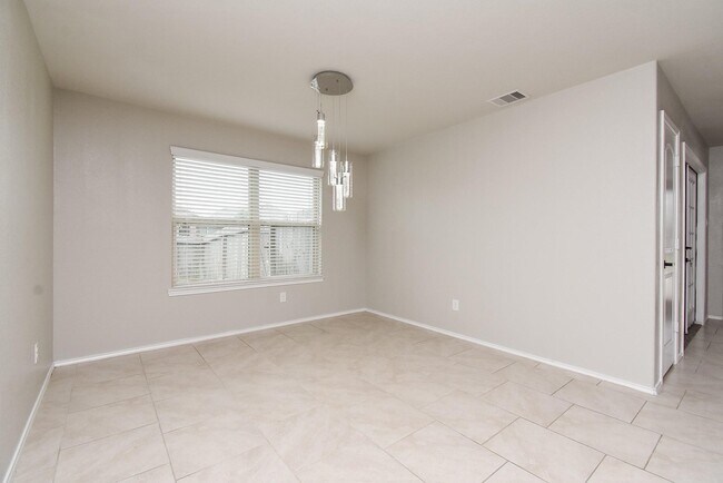 Building Photo - 4602 Tuscan Lily Dr