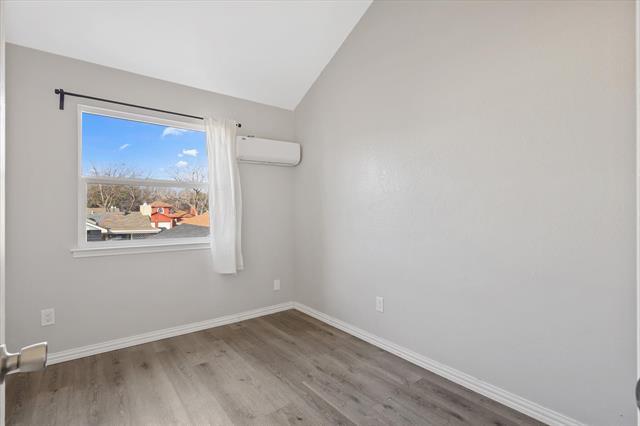 Building Photo - 8436 Cloverglen Ln