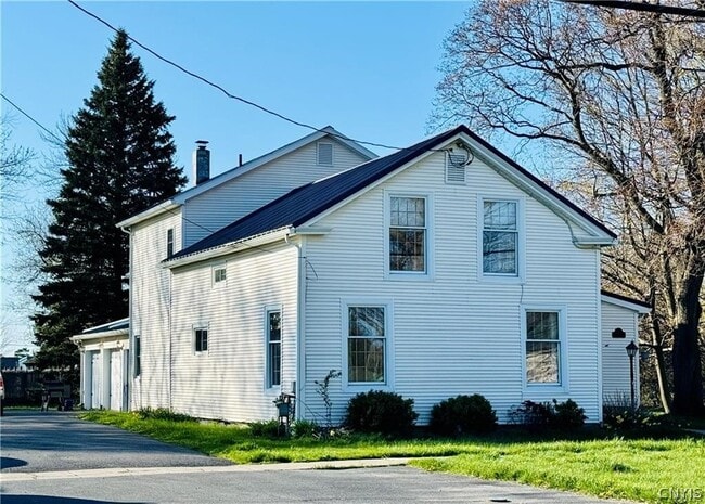 Building Photo - 214 S Broad St