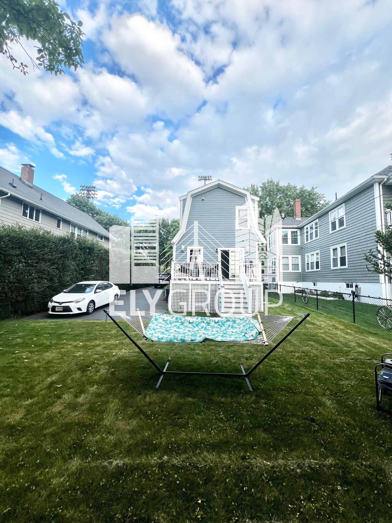 Building Photo - 230 Lake St