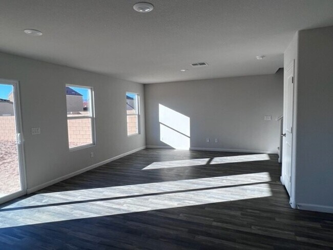 Building Photo - 3br 2Ba 2-Story Brand new Home with fenced...