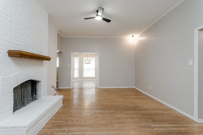 Building Photo - 4 Bedrooms | 2 Bathrooms | 2-Car Garage | Pool | Park-Front Living