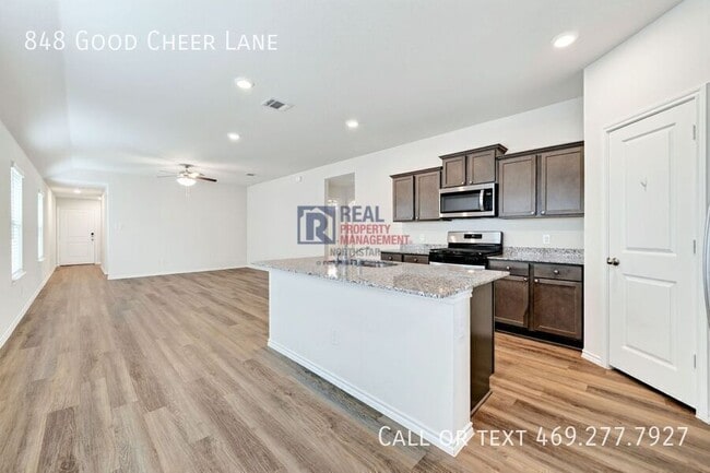 Building Photo - 848 Good Cheer Ln