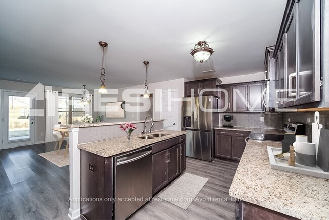 Building Photo - 115 Beaver Brook Pl
