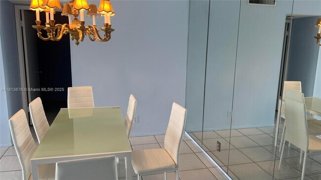 Building Photo - 2671 S Course Dr
