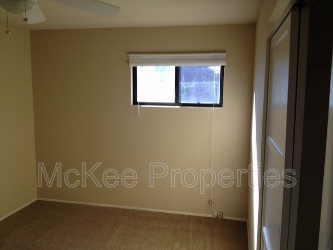 Building Photo - 6188 Stanley Dr