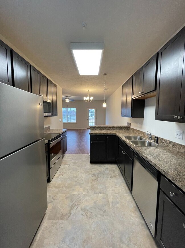 Building Photo - 2875 Congers Creek Rd