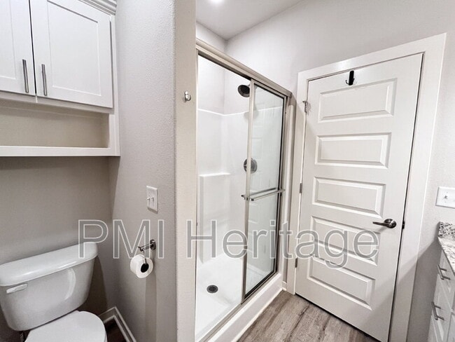 Building Photo - 1452 Sligo St