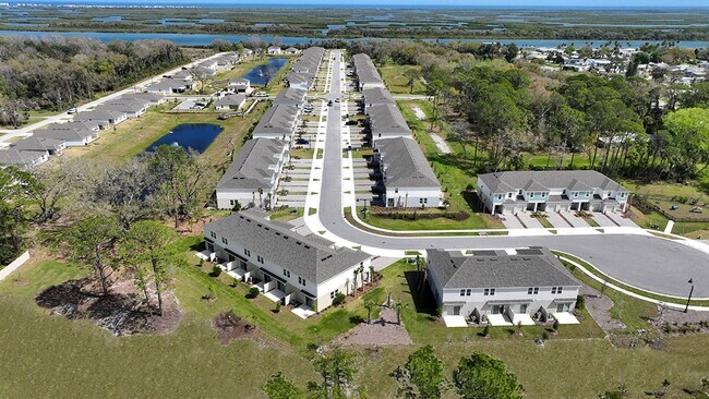 Building Photo - Brand New Townhome in Riverfront Community