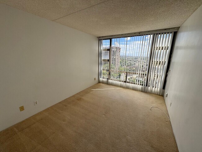 Building Photo - 98-402 KOAUKA LP #1212