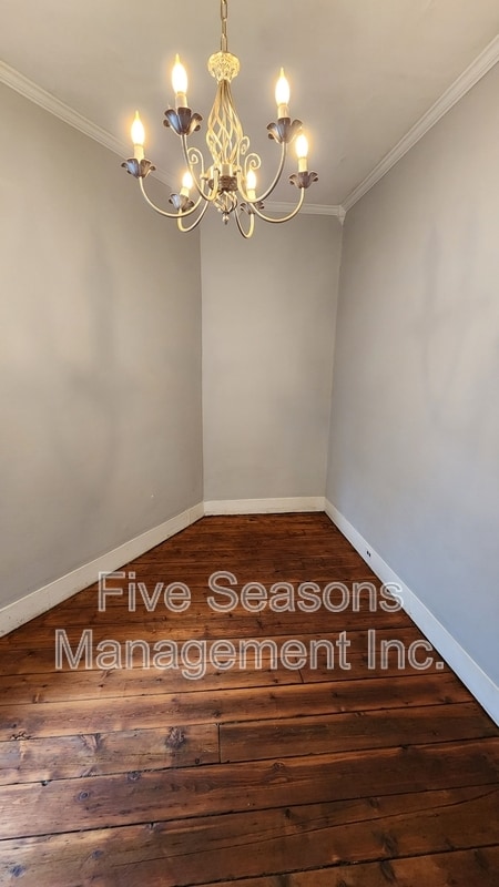 Building Photo - 25 Intervale Ave