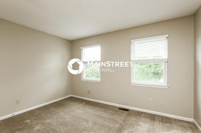 Building Photo - 4 Bedroom Pet-Friendly Home in Mooresville, NC with Main Street Renewal