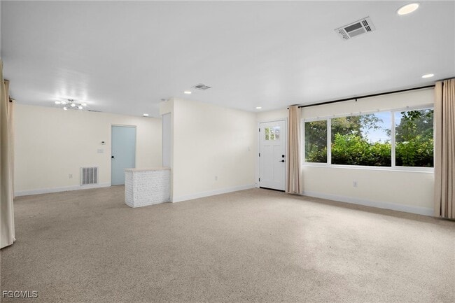 Building Photo - 4261 Lagg Ave