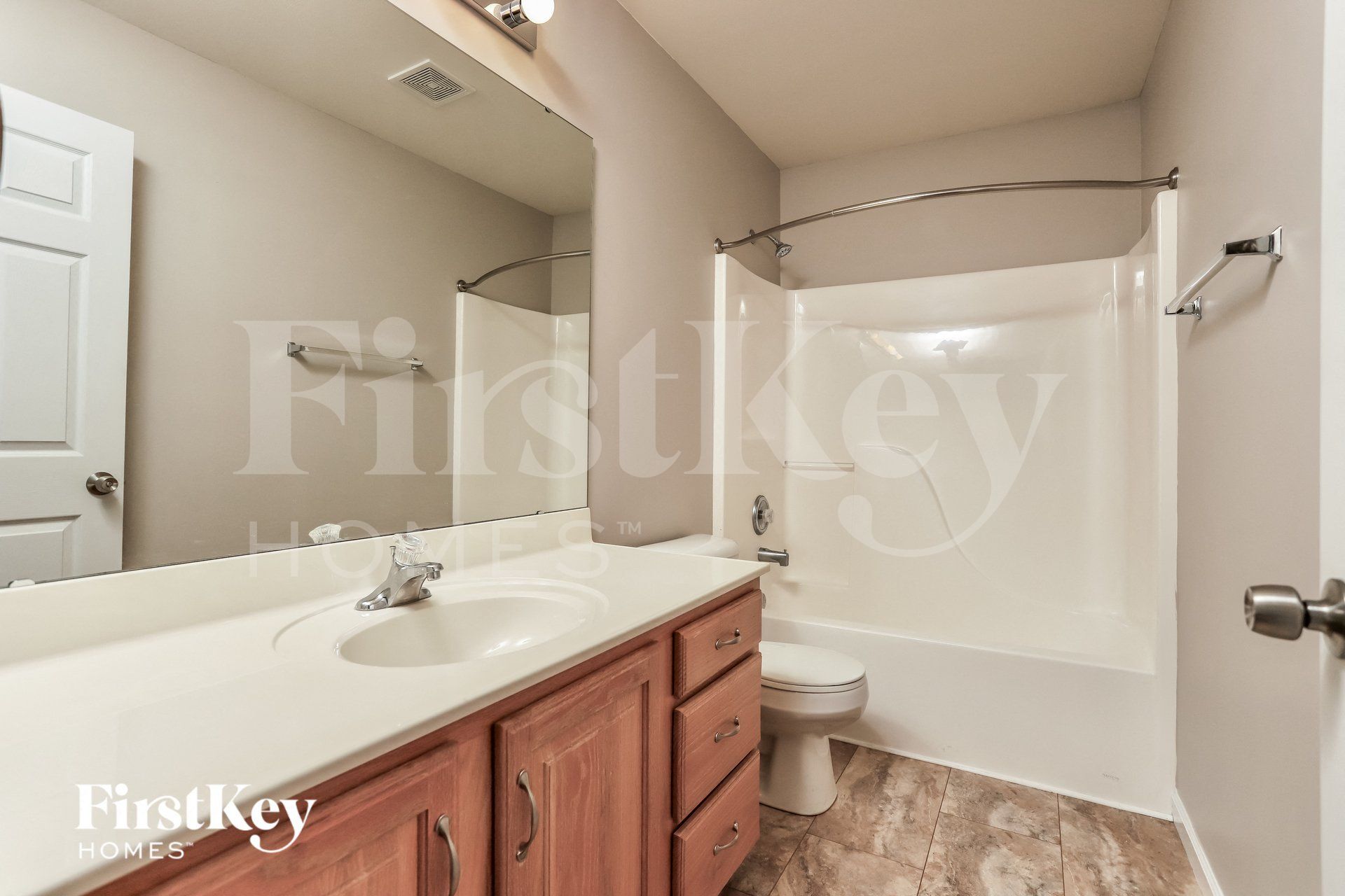 Building Photo - 250 Old Chesapeake Dr