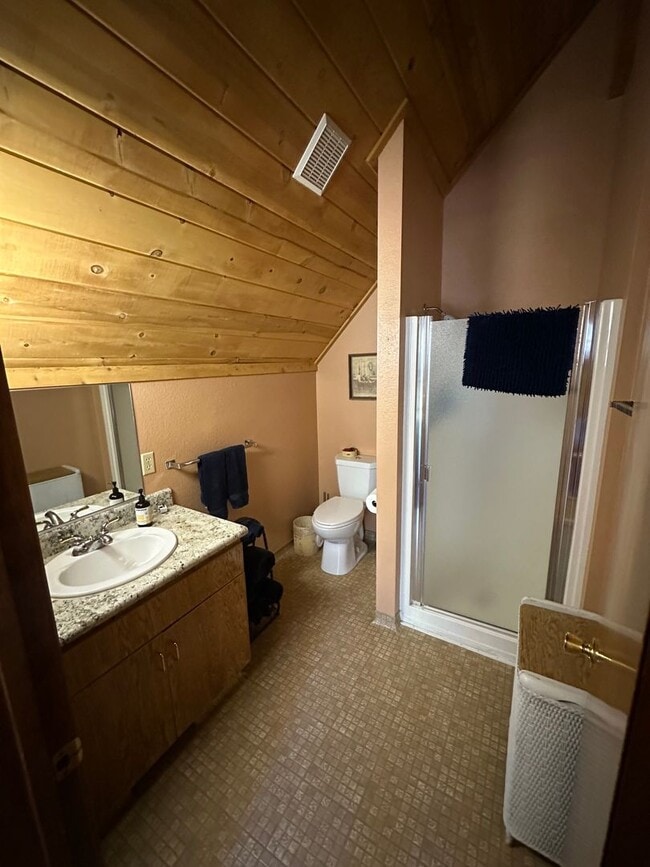 Building Photo - 11275 Chalet Rd