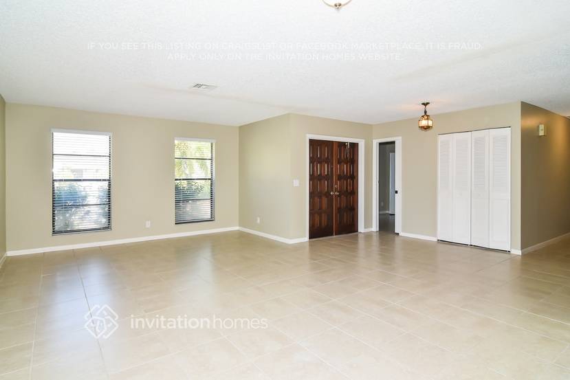 Building Photo - 10048 NW 20th St