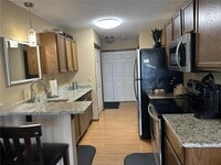 Building Photo - 1122 Pecks Woods Dr