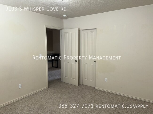 Building Photo - 9103 Whisper Cove Rd