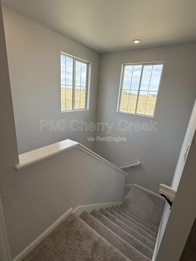 Building Photo - 13887 Deertrack Ln