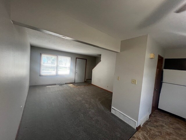 Building Photo - 607 Hood St