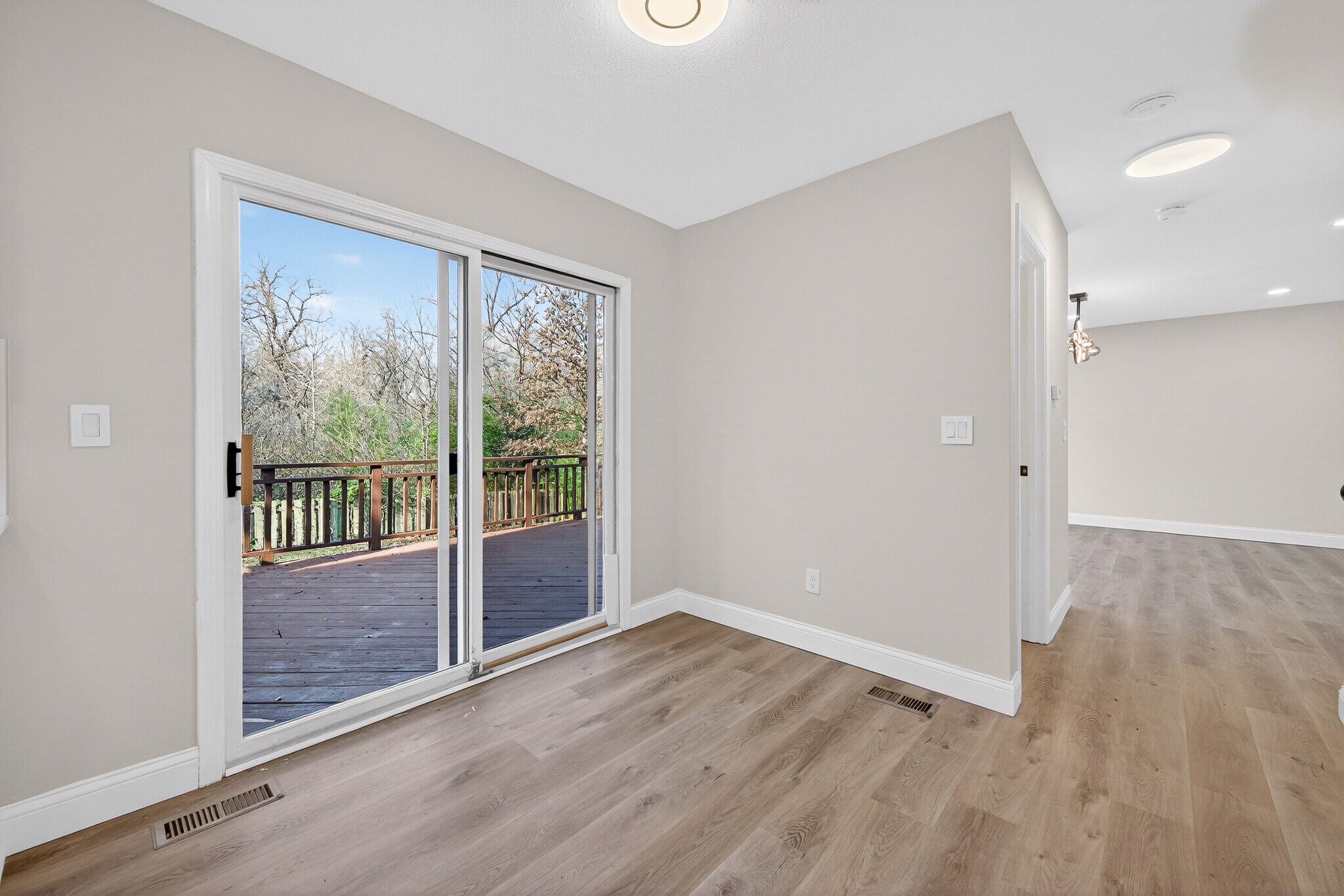 Building Photo - 1447 Pepperdine Ct