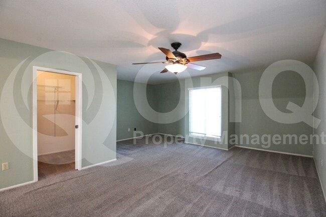Building Photo - 5258 S Deborah Dr