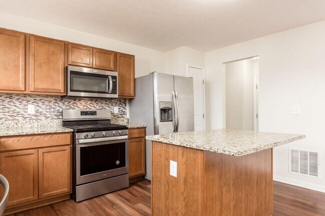 Building Photo - 8842 Conestoga Valley Dr