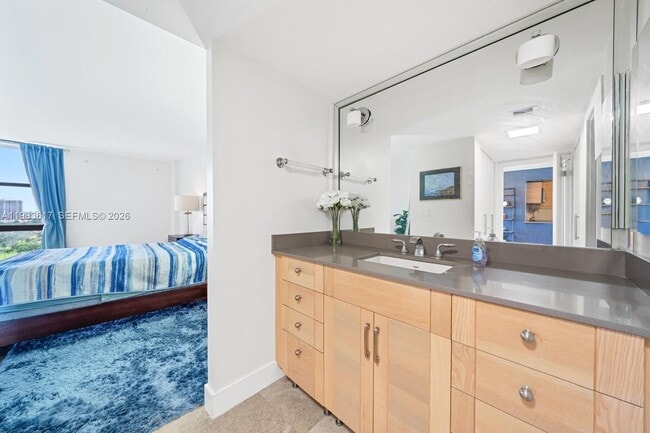 Building Photo - 20335 W Country Club Dr