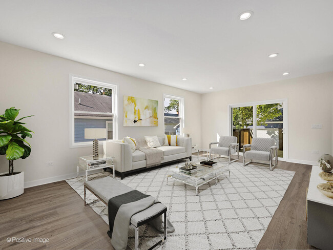 Building Photo - 4206 Forest Ave