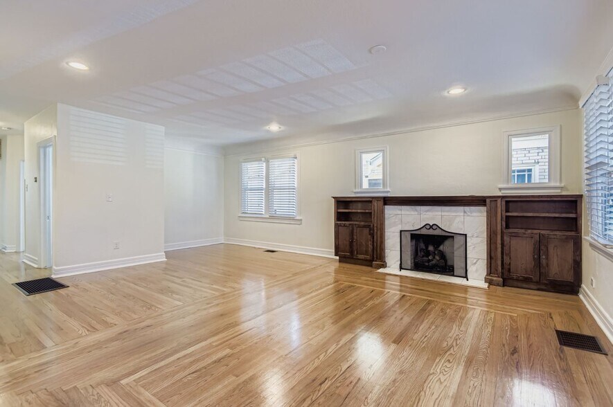 Building Photo - 3334 W 37th Ave