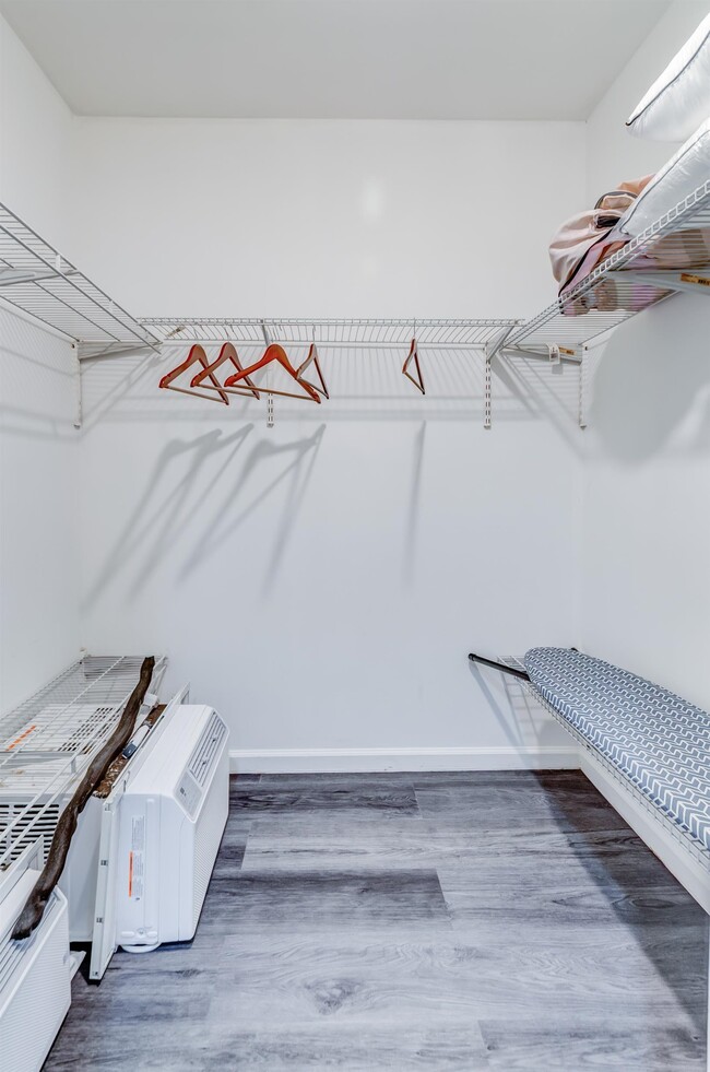 Building Photo - 34 Pamrapo Ave