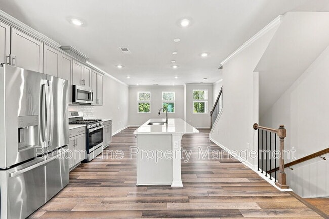 Building Photo - 1204 Lily Loch Wy