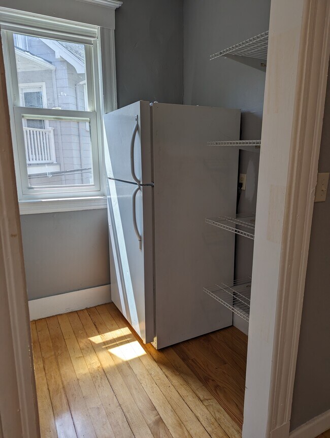 Building Photo - 308 Belgrade Ave