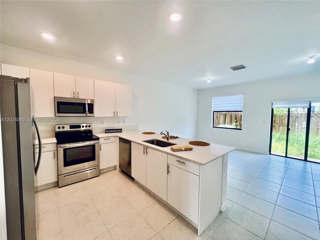 Building Photo - 13314 SW 286th Terrace