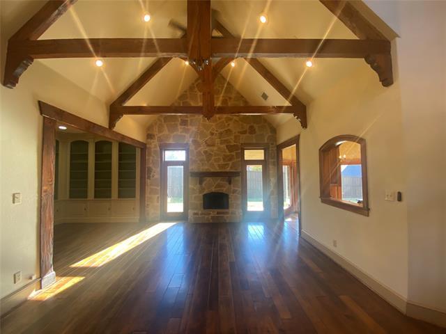 Building Photo - 14 Tennis Village Dr