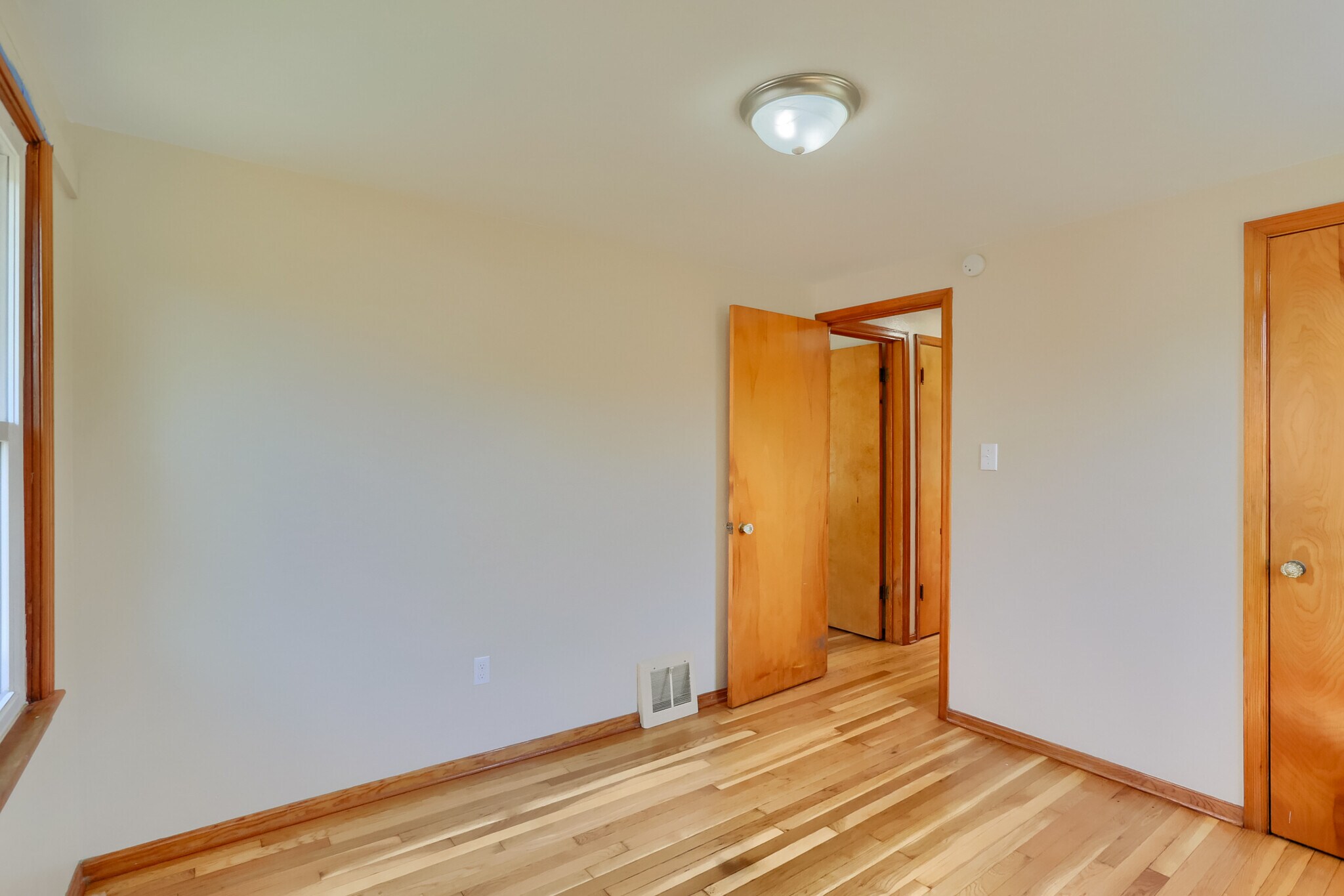 Building Photo - 1311 Midland Beaver Rd