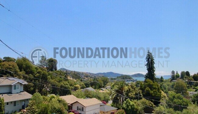 Building Photo - Strawberry Retreat with Bay Views & Resort...