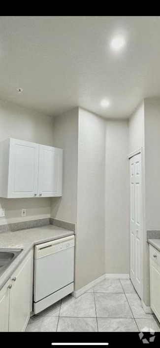 Building Photo - 5683 Star Rush Dr